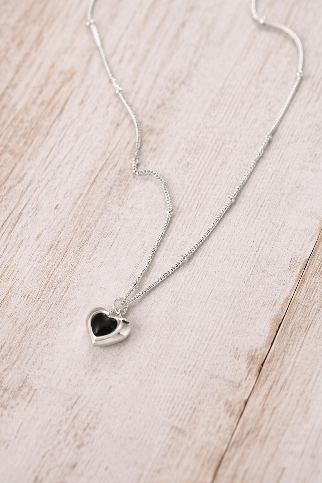 S925 Sterling Silver Black Heart Pendant Necklace, Gothic Minimalist Clavicle Chain Jewelry
