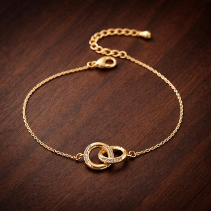 Interlocking Rings Friendship Bracelet: Gold Plated Copper, Minimalist Jewelry