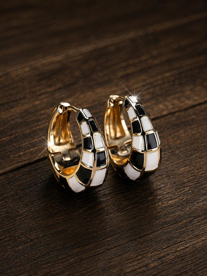 Vintage Black White Checkered Hoop Earrings, Retro Geometric Style, Acrylic Jewelry
