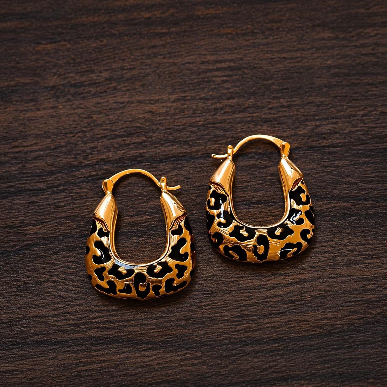 Retro Leopard Print Hoop Earrings, Alloy Resin Statement Jewelry, Vintage Style Fashion